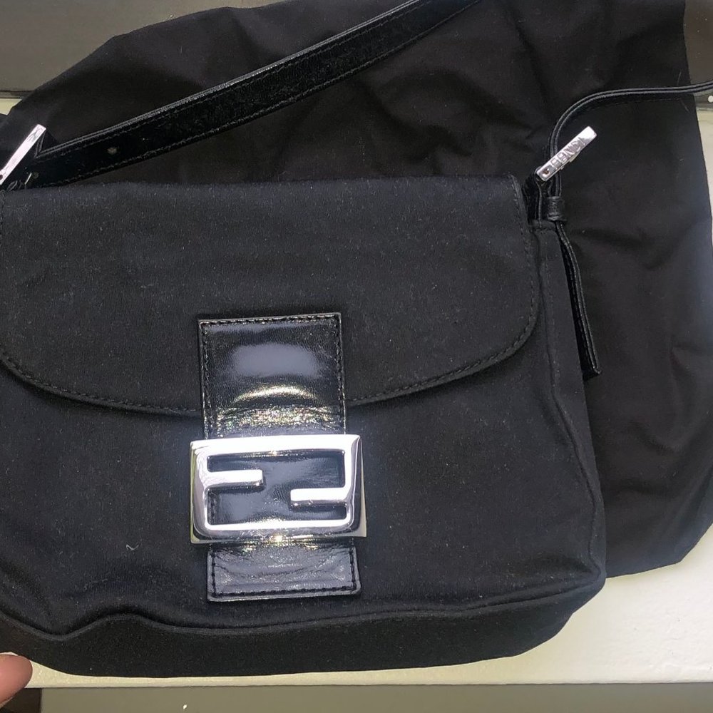 SOLD ♥Authentic Vintage Fendi Shoulderbag - Picture 11 of 15